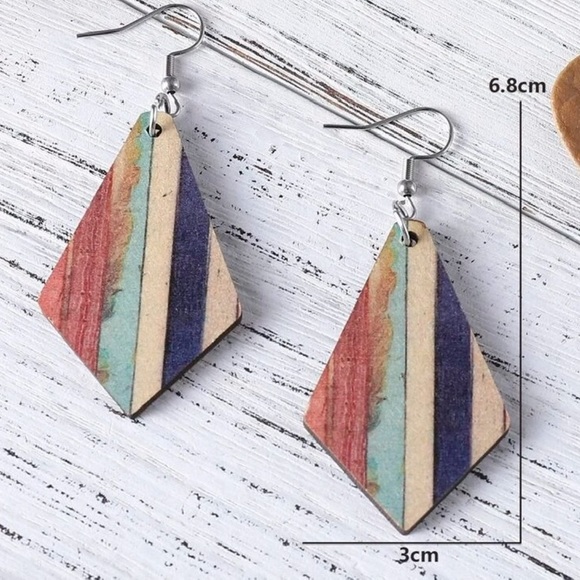 🌟3/$12 NEW Wooden Geometric Color Block Drop Pierced Earrings - Picture 2 of 5
